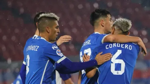 La U mandaría a préstamo a dos canteranos.