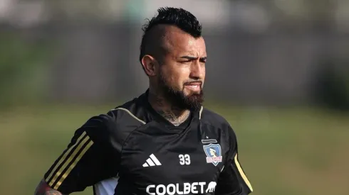 Arturo Vidal envió un mensaje a los hinchas de Colo Colo a través de Instagram.
