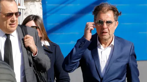 Presidente de Blanco y Negro Anibal Mossa ingresa a Fiscalia de Rancagua por caso de licencias falsas.
(Foto: Jorge Loyola/Aton Chile)