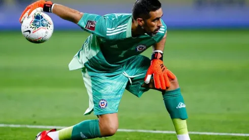 Claudio Bravo será homenajeado por la CONMEBOL 
