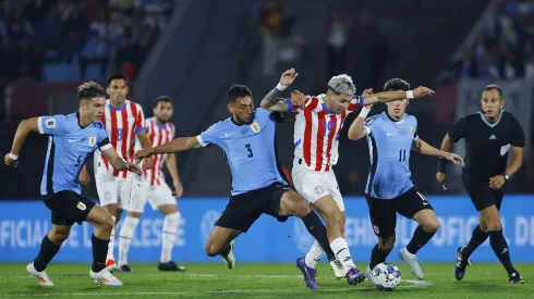 Paraguay rescata un punto ante Uruguay en Montevideo. (Foto: Getty)
