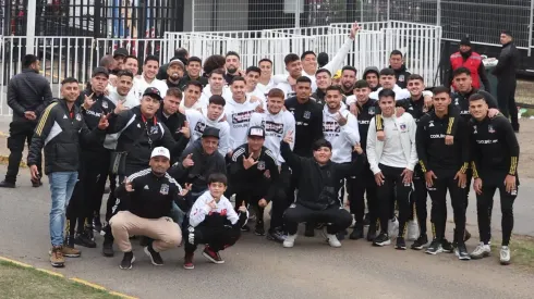 Colo Colo tuvo una multitudinaria despedida en Santiago. (Foto: @ColoColo)
