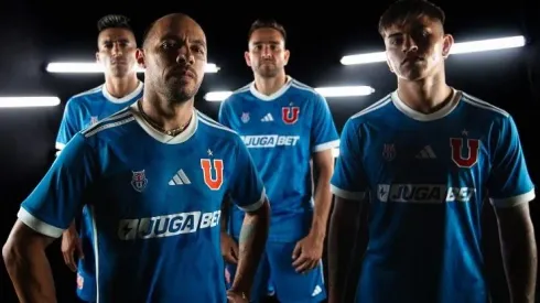 Nueva camiseta de la U ¿Debutará ante Iquique?