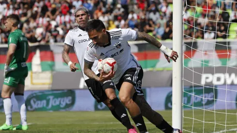 Javier Correa salió reemplazado de urgencia en Colo Colo<br />
(Foto: Felipe Zanca/Photosport)
