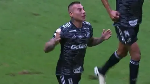 ¡Atención la U! El gol de Eduardo Vargas en el Brasileirao