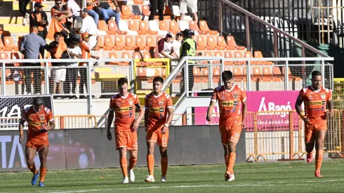 Cobreloa queda prácticamente descendido y sólo un milagro lo dejaría en Primera. (Foto: Photosport)
