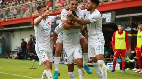 Universidad de Chile goleó a Ñublense en Chillán.
