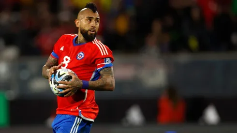 Vidal lidera la formación de Chile ante Perú.
