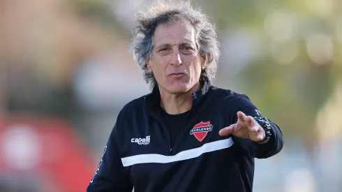 Mario Salas emitió dos quejas antes de enfrentar a Universidad de Chile.