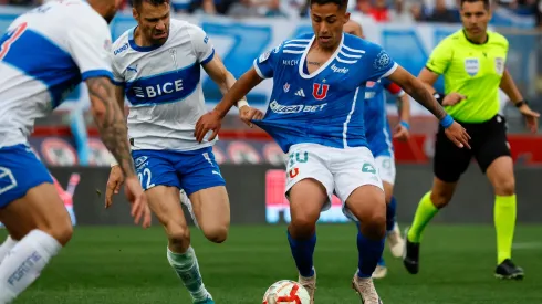 Cristián Castañeda blinda a Lucas Assadi en la U.