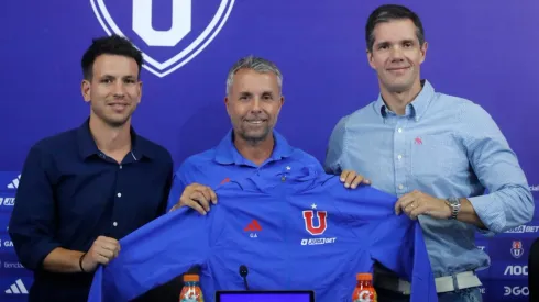 Ex 10 de la U se las canta claritas a Azul Azul: "Tienen que..."