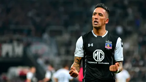 Lucas Barrios estará con Colo Colo en partido de leyendas. (Foto: Photosport)
