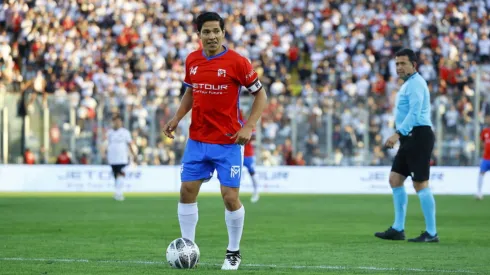 Matías Fernández no juega de titular en Colo Colo ante River Plate. (Foto: Photosport)
