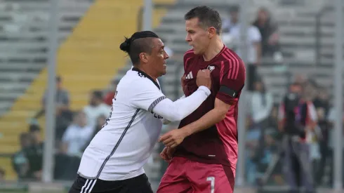 Rodrigo Meléndez explica su encontrón con el "Conejo" Saviola en el duelo de leyendas ante River Plate<br />
(Foto: Dragomir Yankovic/Photosport)
