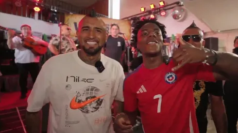 Speed se encontró con Arturo Vidal en el Bar Victoria
