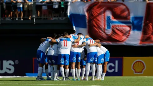 Pocos hinchas Cruzados podrán ver a la UC en la Quinta Región.
