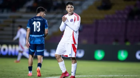 Destrozan a Damián Pizarro tras perderse un gol ante Paraguay