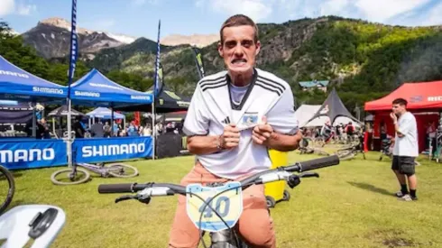 Martín Vidaurre se lución con la camiseta de Colo Colo.
