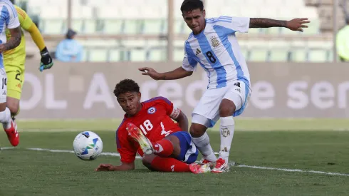 Francisco Las Heras reclama que la selección chilena salió sólo a defenderse.
