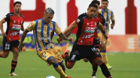 Tomateros y Ruleteros igualaron en el Nicolás Chahuán. (Foto: Photosport)