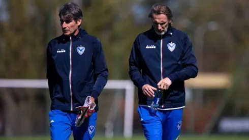 Óscar Ibáñez reconoce conversación con Ricardo Gareca.