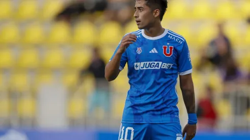 Cristián Caamaño afirma que la U perjudica a Lucas Assadi.
