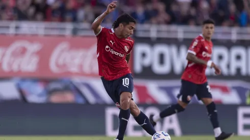 Luciano Cabral brilló con luz propia en el clásico entre Independiente y Racing.
