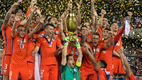 Miguel Ángel Neira exige no citar más a la Generación Dorada en La Roja (Photosport).
