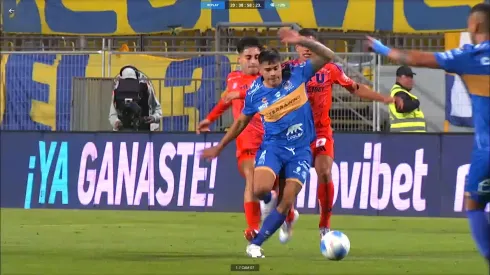 Fernando Vejar decidió expulsar a Javier Altamirano. (Foto: Campeonato Chileno)
