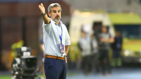 Miguel Ramírez se iría de Deportes Iquique por la derrota ante Caracas.
