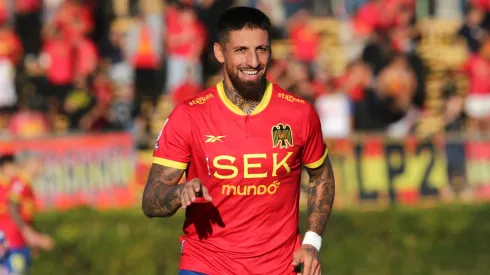 Ignacio Jeraldino festeja su gol en la victoria de Unión Española por 3-0 frente a Palestino.