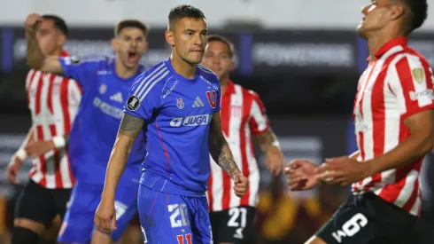 Charles Aránguiz recibió todo el elogio por parte de este periodista
