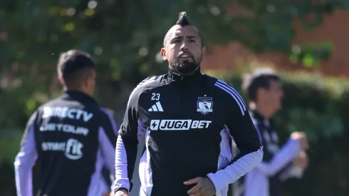 En Colo Colo ajustan detalles para enfrentar a Racing de Avellaneda. (Foto: @colocolooficial)