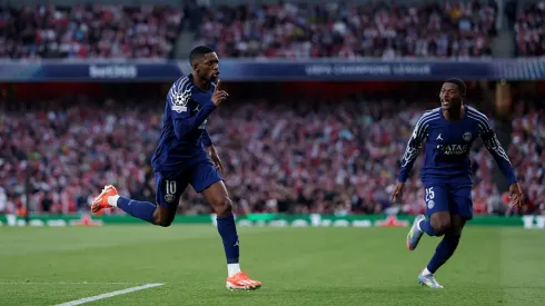 Dembelé guió el triunfo del PSG ante Arsenal en Champions League (Getty Images).
