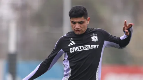 Claudio Aquino quedaría fuera del partido de Colo Colo vs Deportes Limache. (Foto: @ColoColo)
