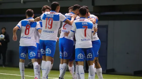 Universidad Católica tiene lista su formación para enfrentar a la U