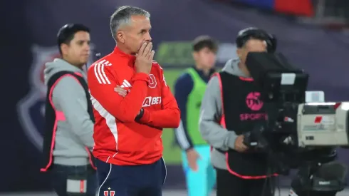 El entrenador de la U destapó esta importante conversación con este jugador
