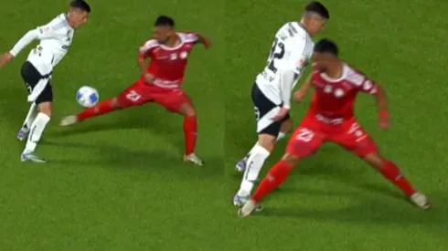 El pisotón que le valió el penal del triunfo a Colo Colo (Captura).
