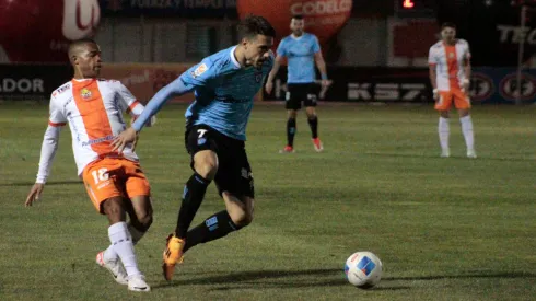 Cobresal venció por 2-1 a Deportes Iquique en El Salvador. (Foto: Photosport)