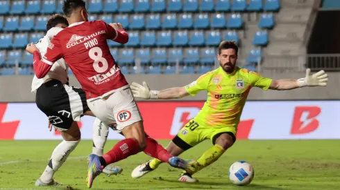 Fernando De Paul perdió la titularidad en Colo Colo (Photosport).
