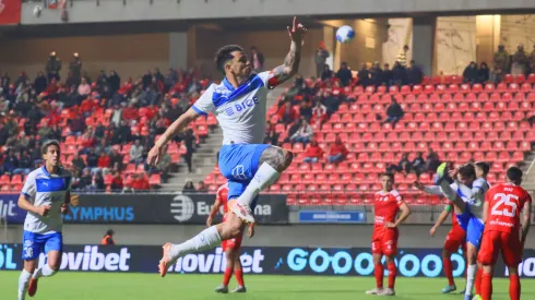 Fernando Zampedri fue el gran protagonistas en el empate de la UC ante La Calera (Photosport).
