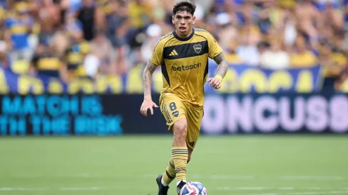 Carlos Palacios tiene la mirada encima del DT Russo (Getty Images).