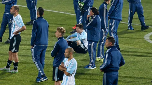 Messi fue consolado por dos sobrinos de Charles Aránguiz tras perder la Copa América 2015 (Photosport).
