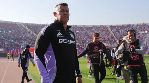 EXDT de Colo Colo no da más con Jorge Almirón (Foto: Photosport)
