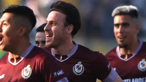 Ángelo Henríquez destacó el mérito de Colo Colo en encuentro ante Deportes La Serena. (Foto: Photosport)
