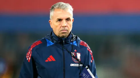 A Gustavo Álvarez le preguntaron por la frustrada llegada de Eduardo Vargas. (Foto: Photosport)
