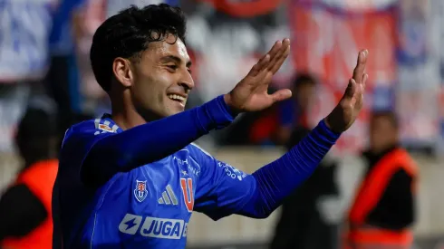 Javier Altamirano saca las risas en la Universidad de Chile 
