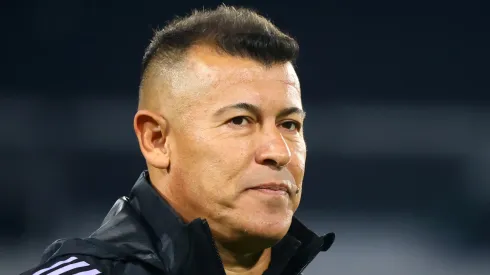 Jorge Almirón. toma determinación de dejar fuera a dos jugadores ante Colo Colo.  (Foto. Photosport) 
