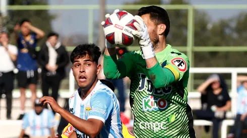 Manuel García, golero de San Luis, debió retirarse por una grave enfermedad (Foto: Javier Salvo/Photosport)