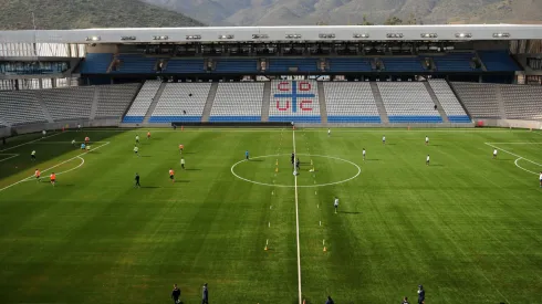 Revelan las razones del portazo que recibe U. Católica para habilitar el Claro Arena